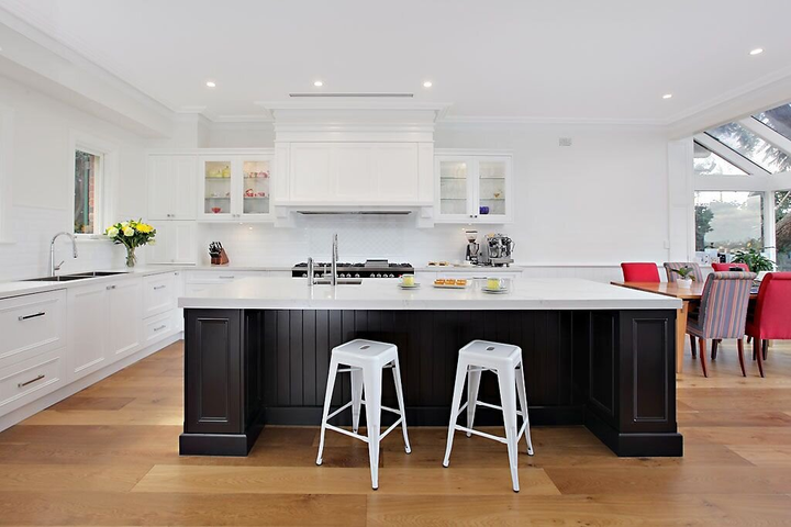 Traditional kitchen